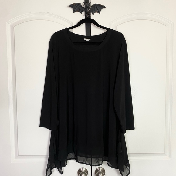 EST. 1946 Tops - Gothic Black Flowy Tunic Top, Sheer Trim accent, Stretch, size